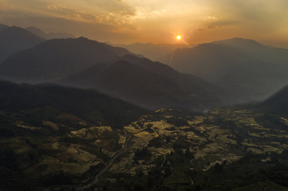 Photograph by Hoàng Hiếu