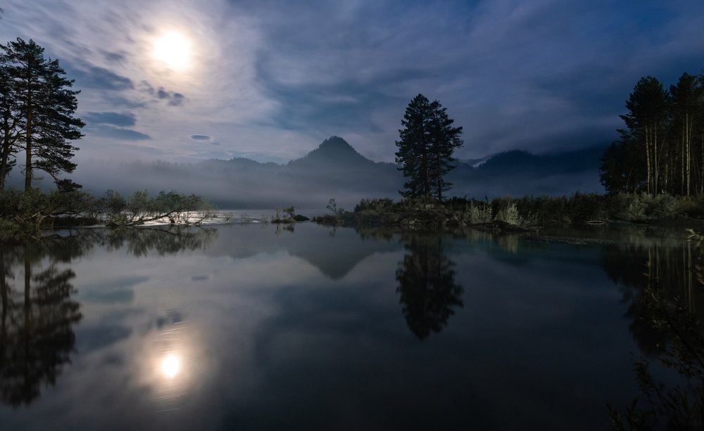 Лунная ночь.