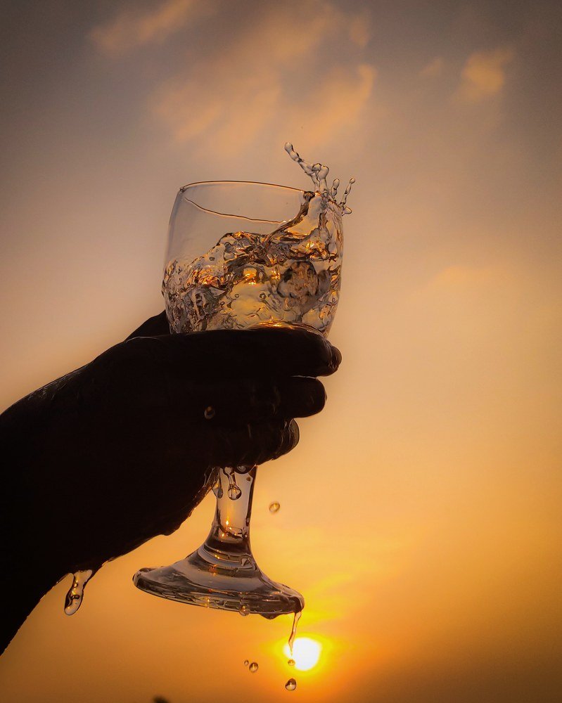 Speachless evening clicks.