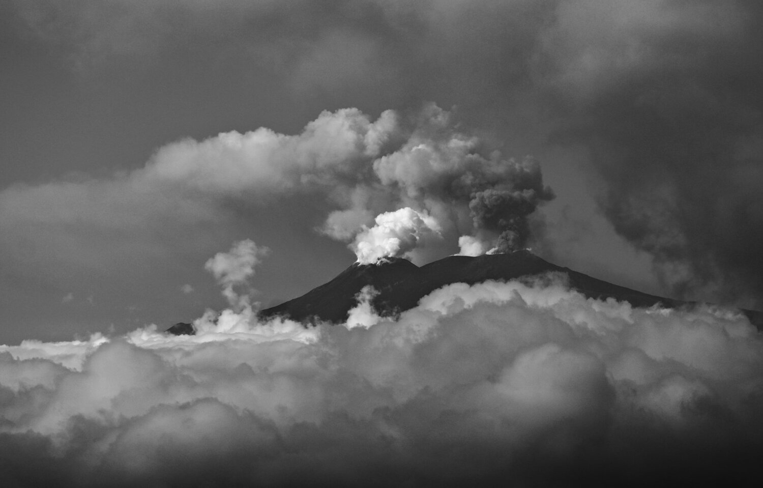 Этна разбушевалась / Etna gone mad