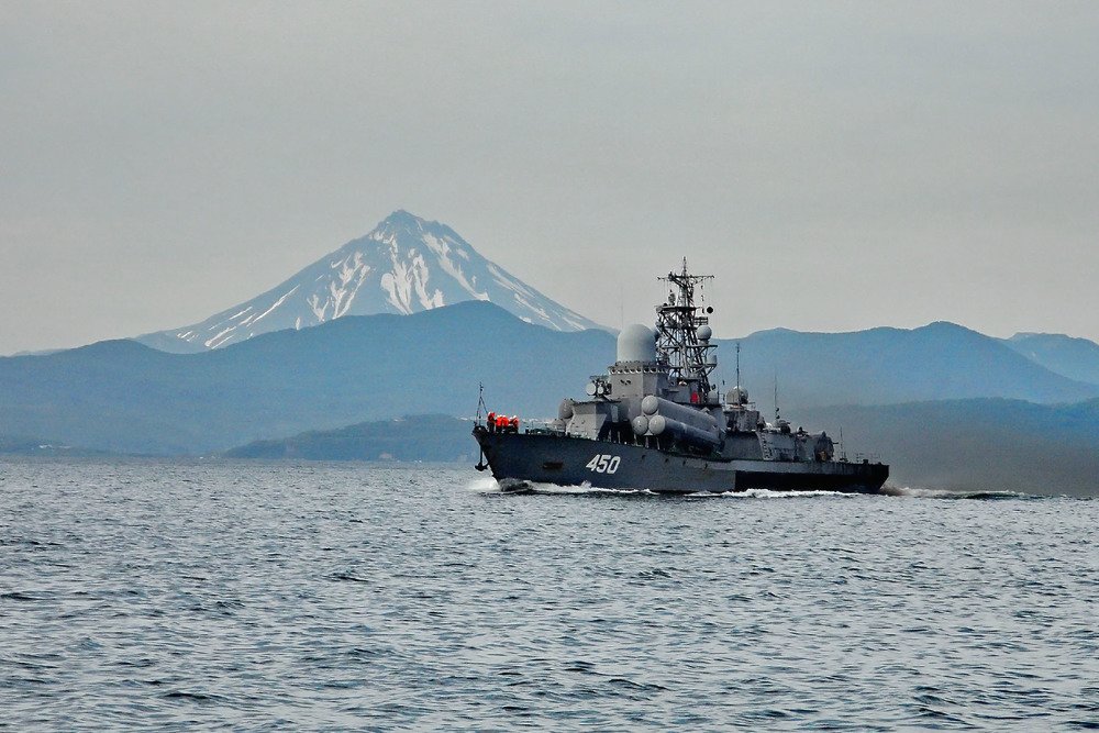 В дозоре. Вулкан Вилючинский