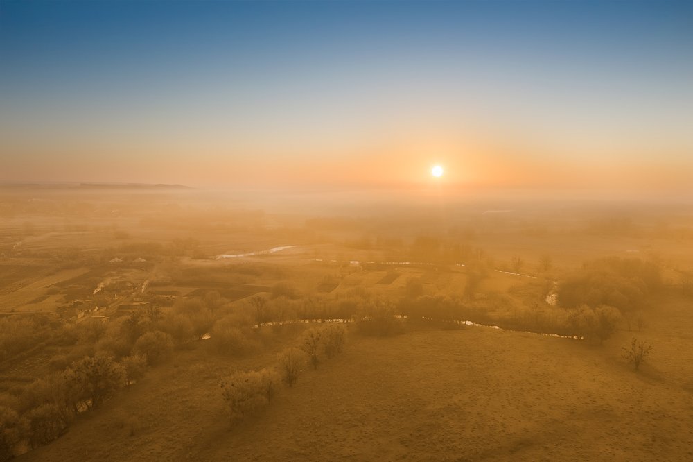 Photograph by Andrii Chagovets