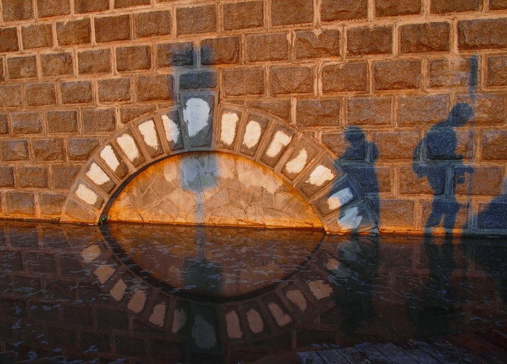 тени исчезают в полдень