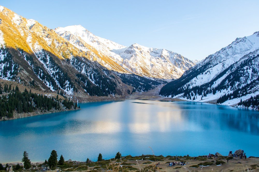 Большое алматинское озеро