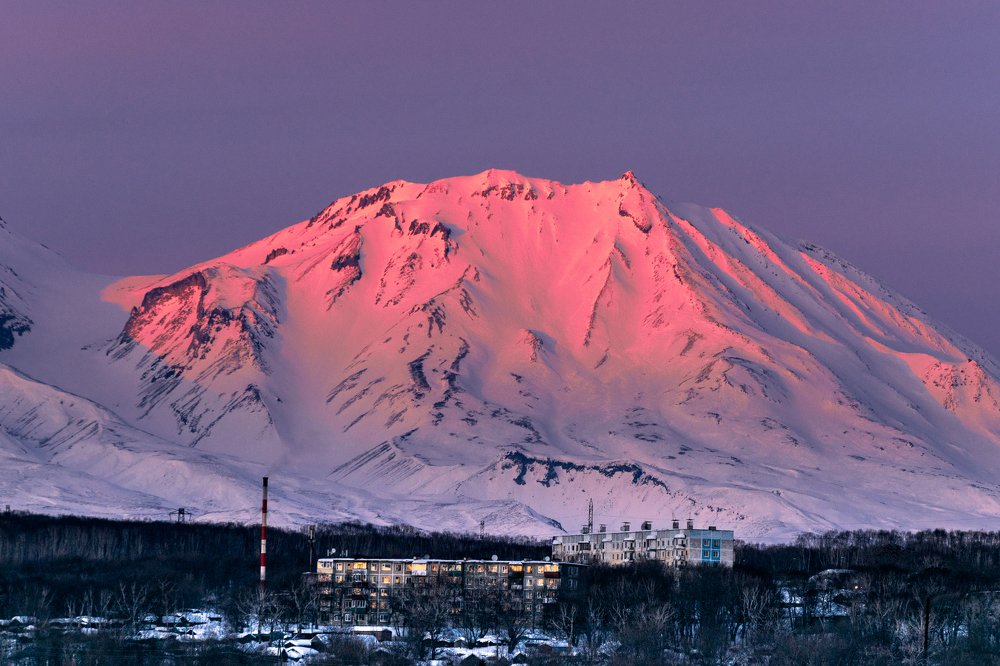 Горел закат