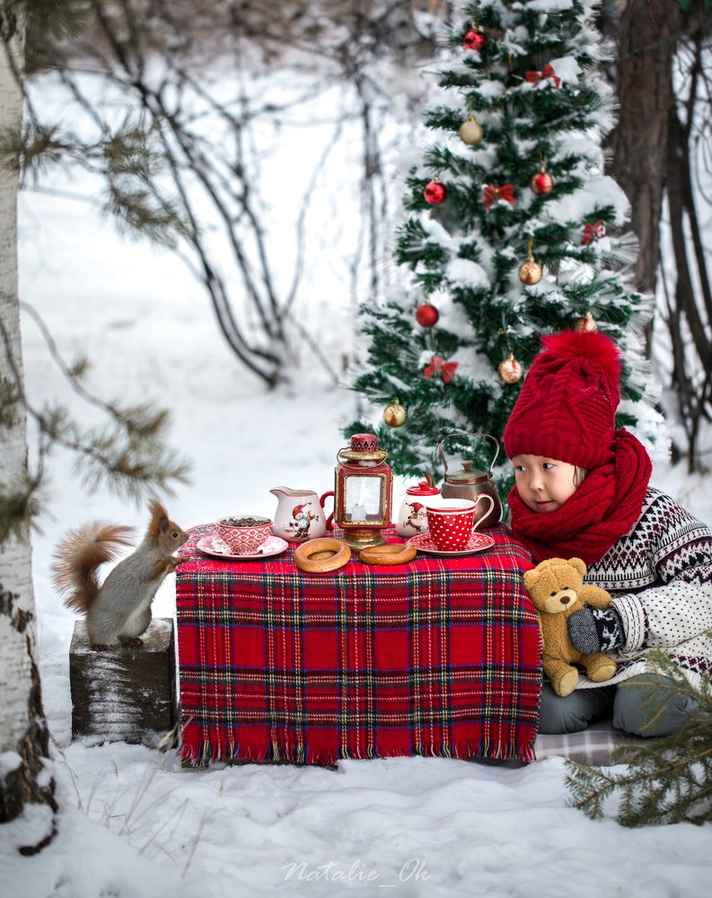 Чаепитие с белочкой