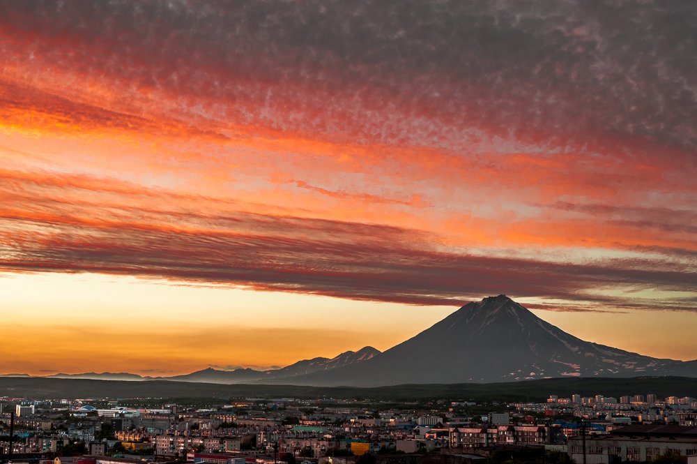 Petropavlovsk-kamchatskiy in sunset