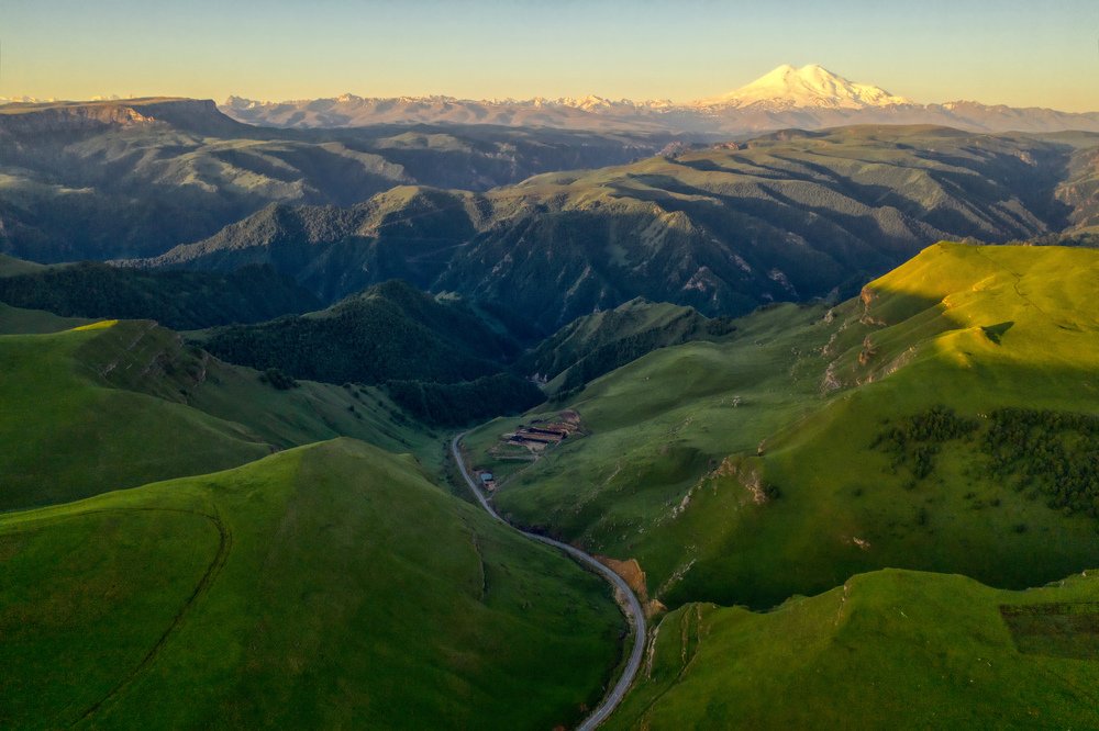 Эльбрус на рассвете...