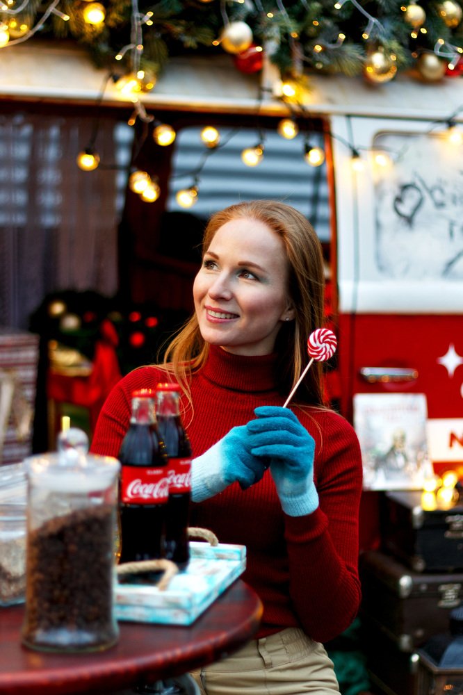 Праздник к нам приходит