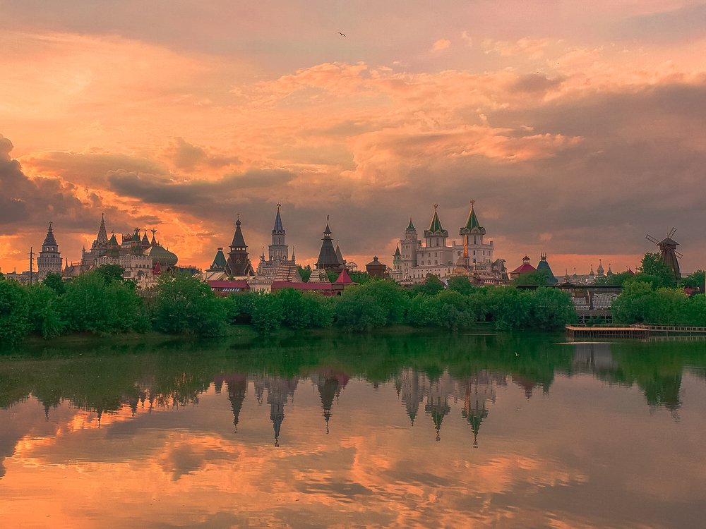 Photograph by Alex Dushutin