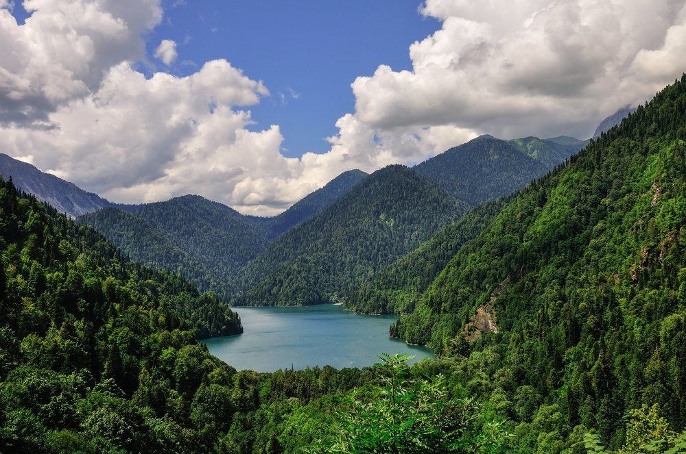 Горное озеро