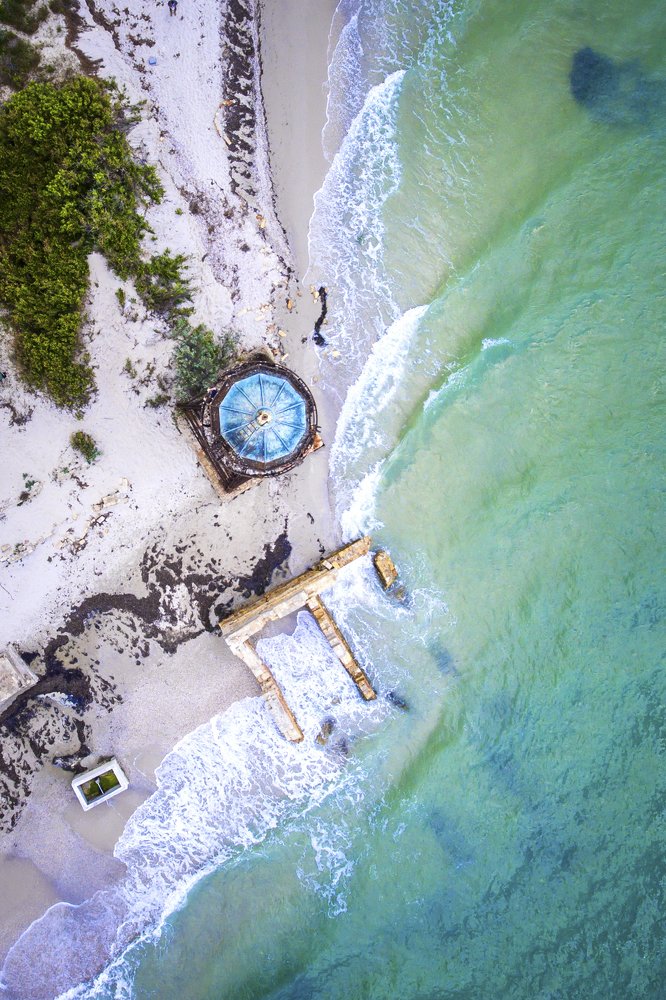 Dzharylgach lighthouse