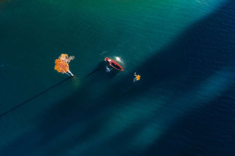 Photograph by Lê Huy Anh