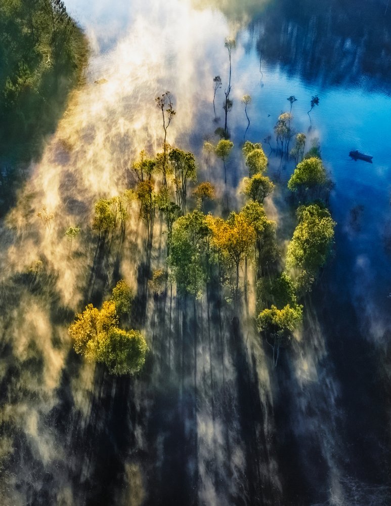 Photograph by Lê Huy Anh