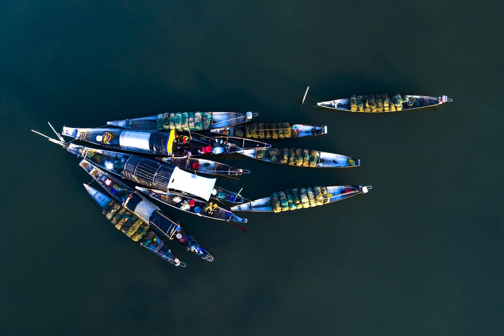 Holding together while being rest.