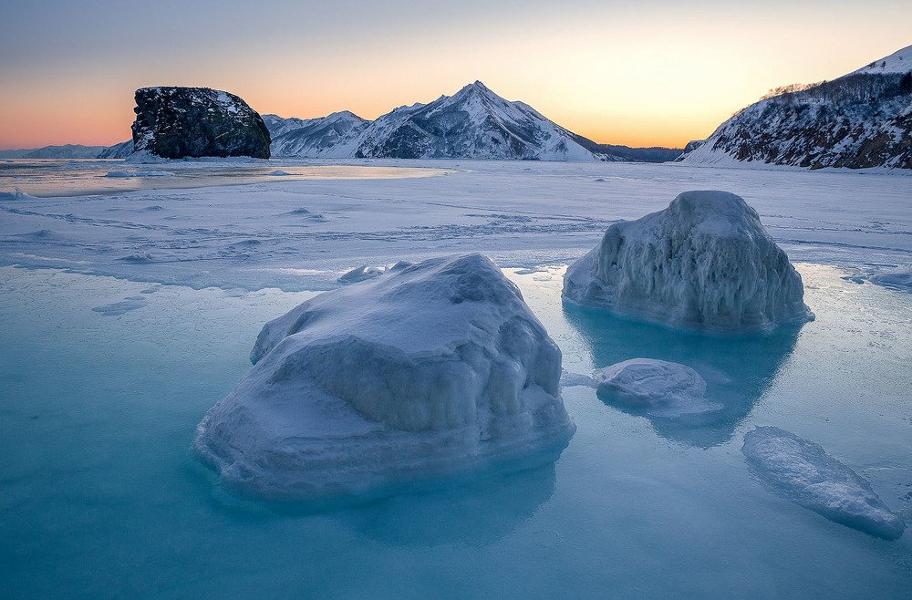 Тихий вечер в бухте Тихой.