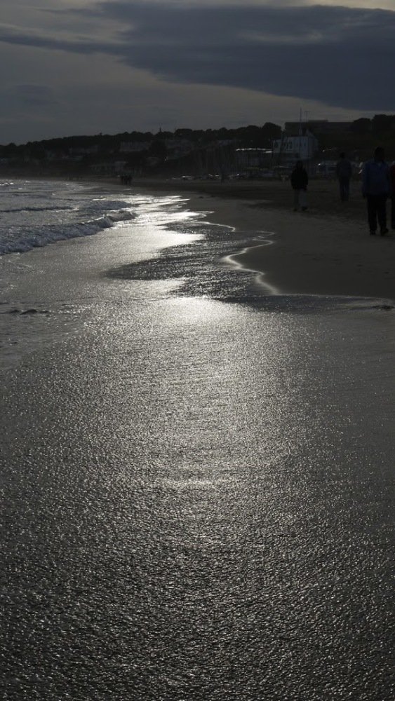 Meer am Strand in der Nähe von Barcelona