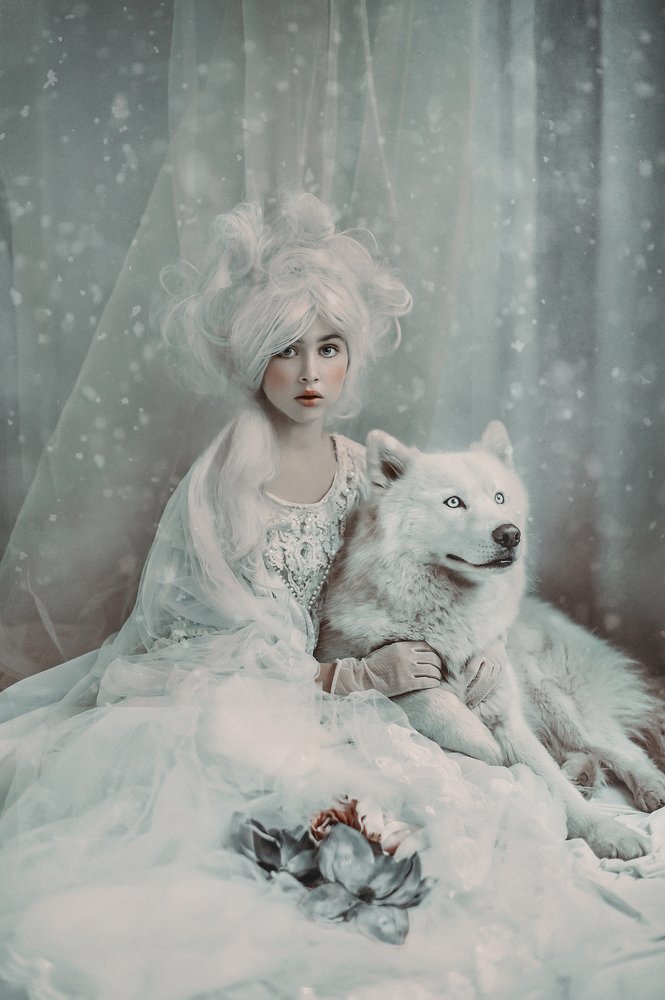 Photograph by Kasia Widmanska