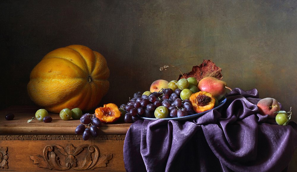 Дыня и фрукты