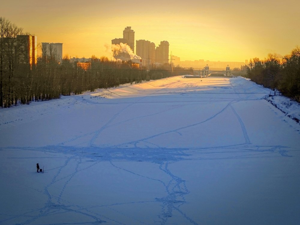Вечер наступает...