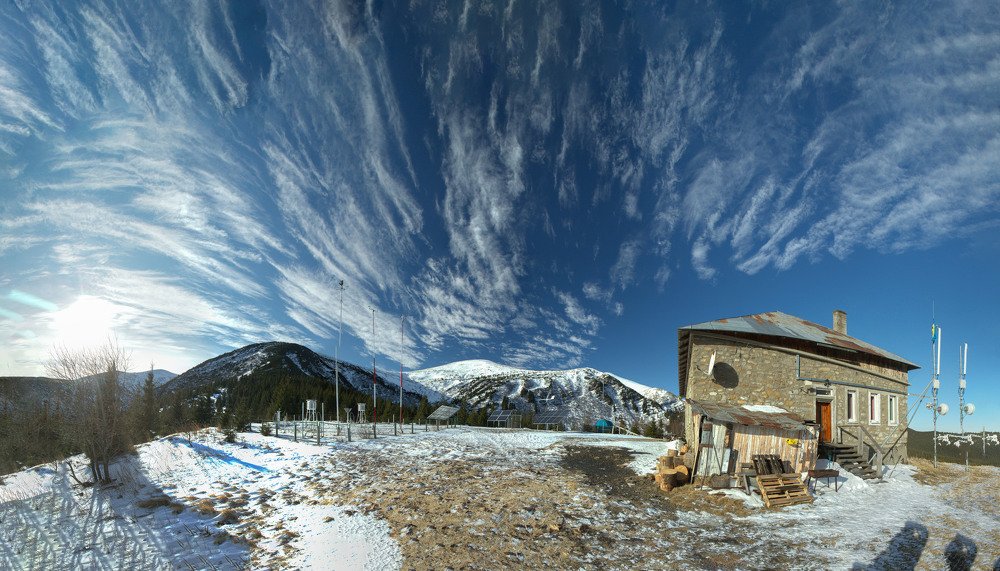 Рассвет в Карпатах.