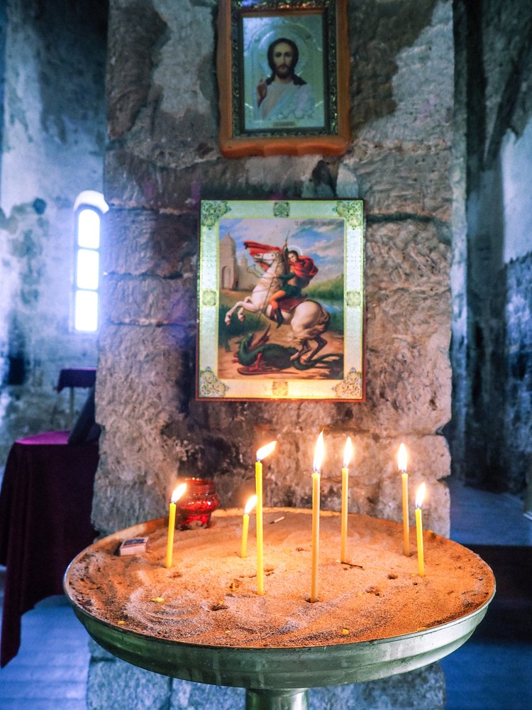 Шаонинский храм в горах Кавказа