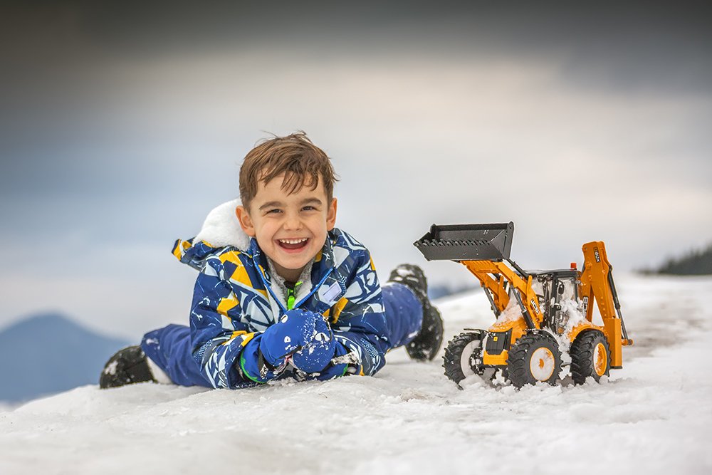 Photograph by Vasile Palaghioi