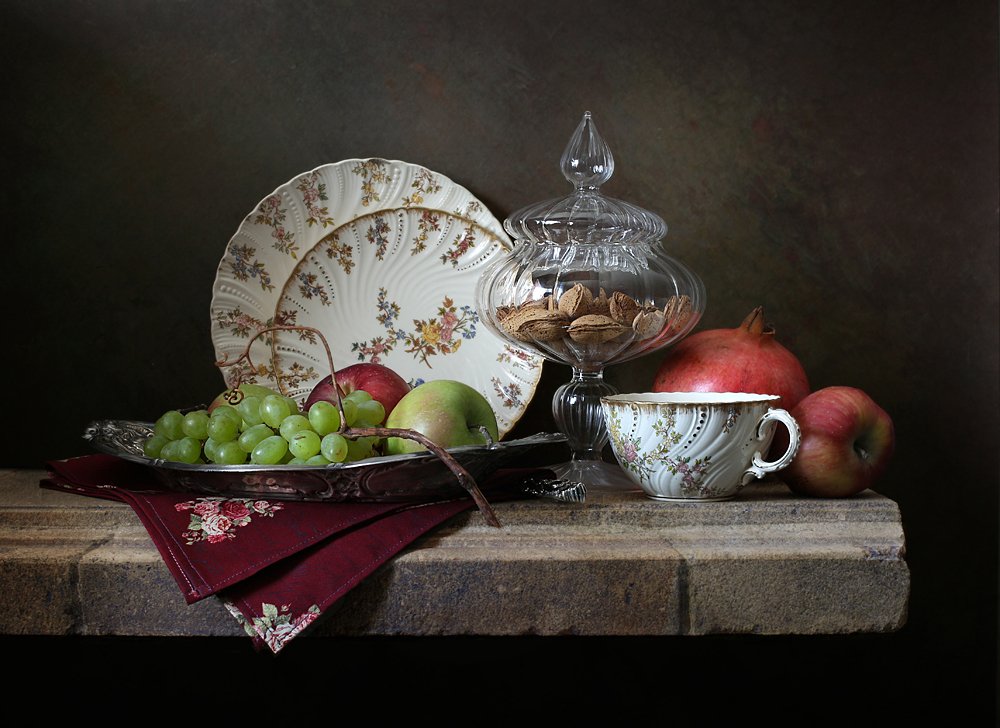 На каминной полке