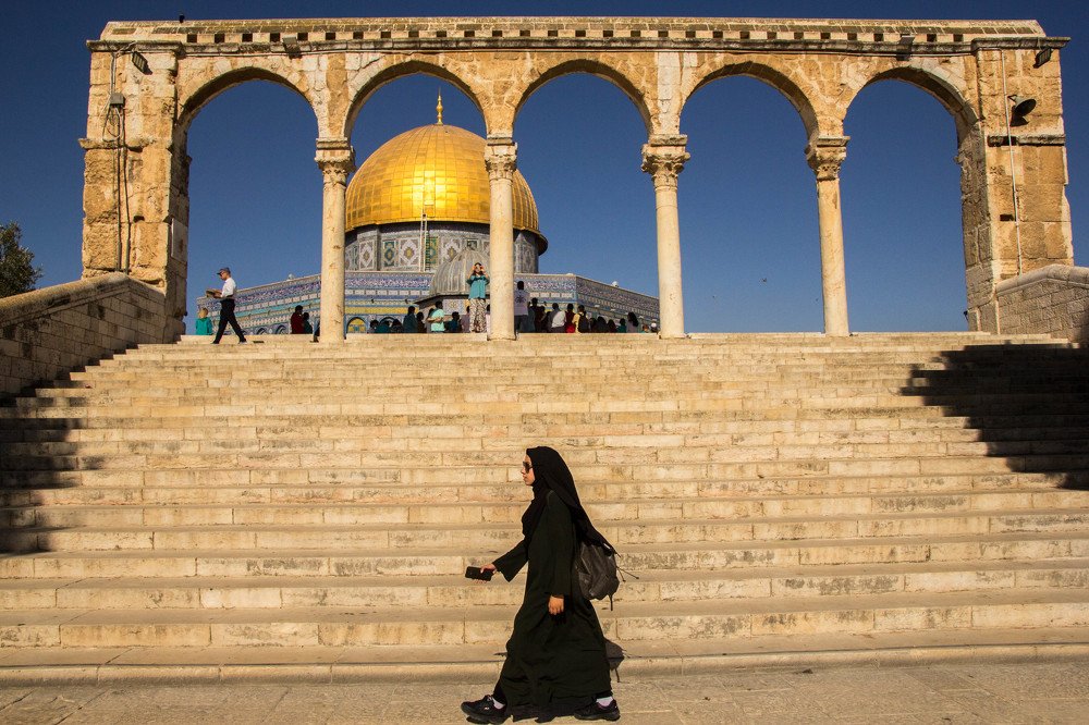 Photograph by Yakov Zak