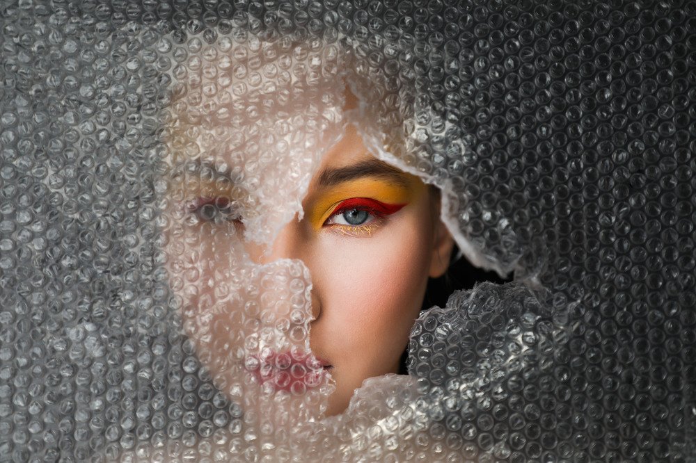 Открой другой мир.