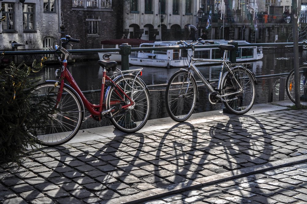 Photograph by Zsuzsa Décsi