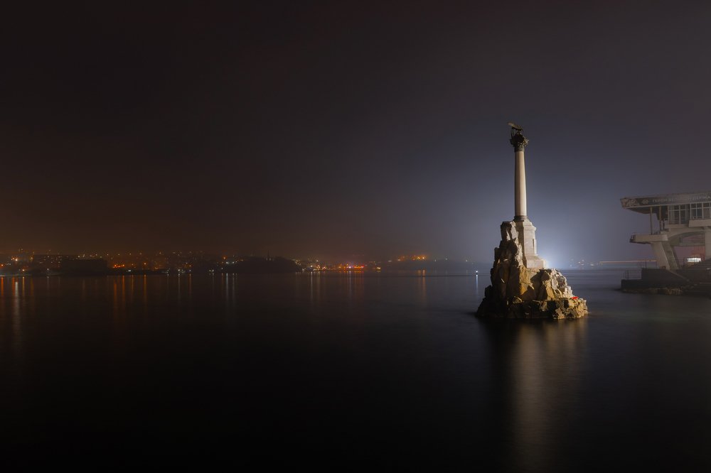 Ночные огни Севастополя