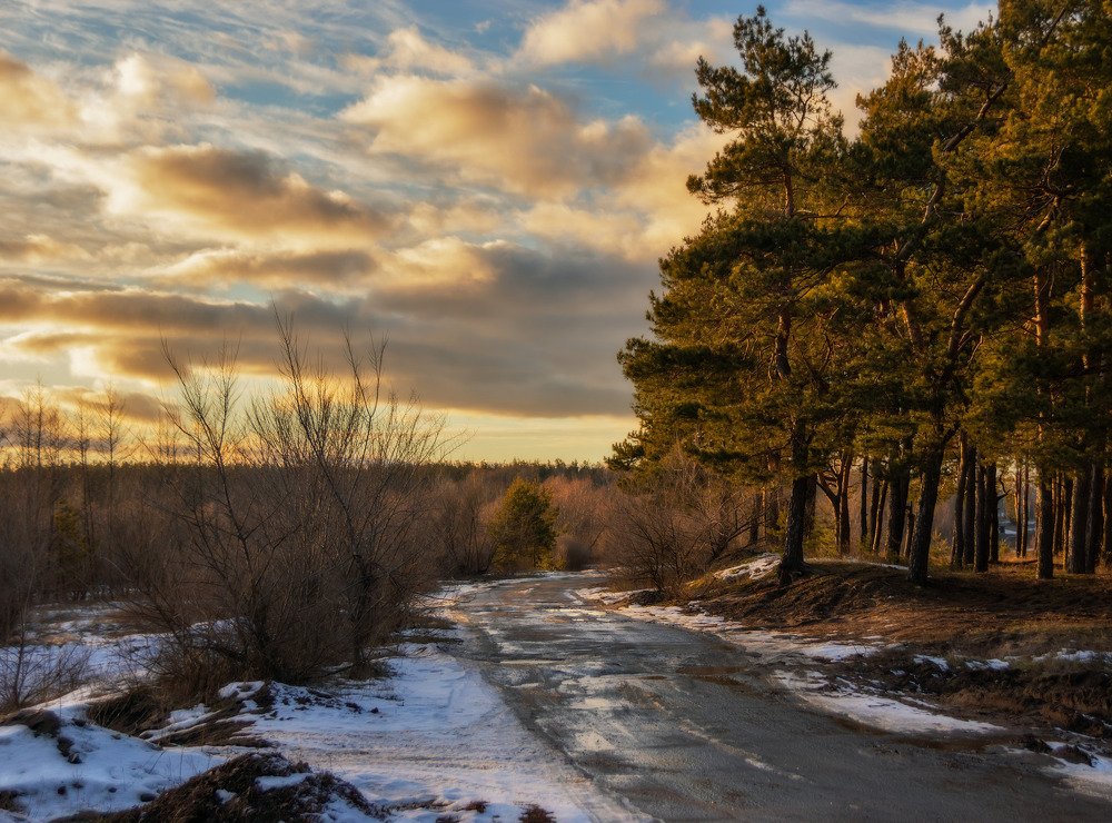 Январский март