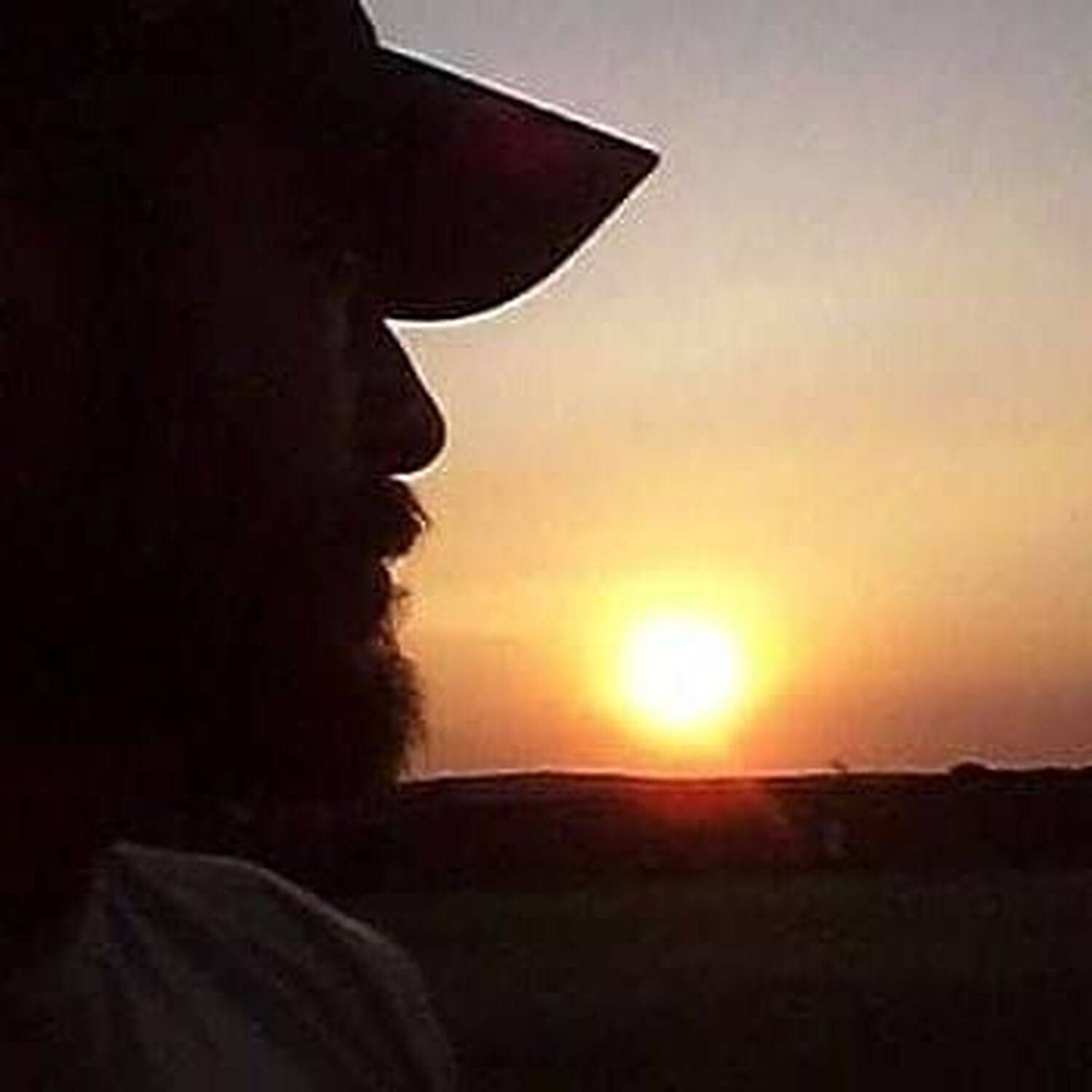 Rostros...... Si los ves?, El calor de la voz.... Te sacará de la oscuridad.
