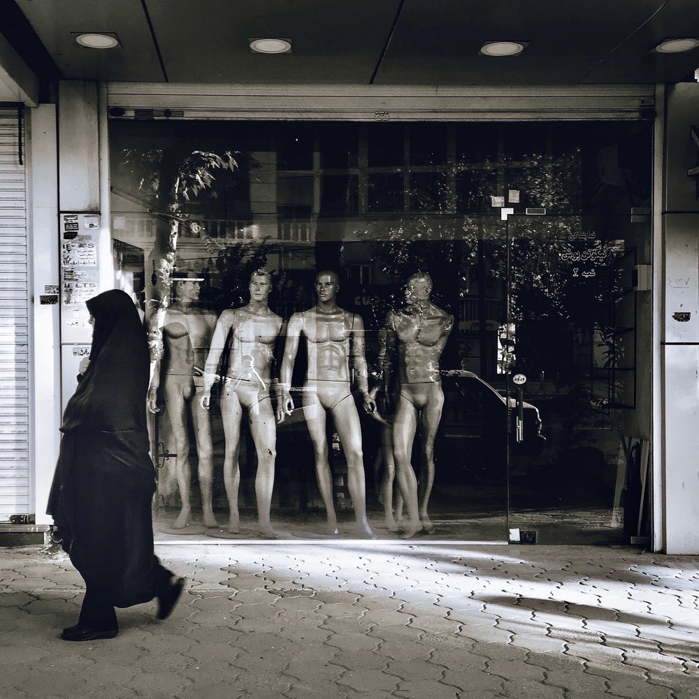 Photograph by iPuriagram 