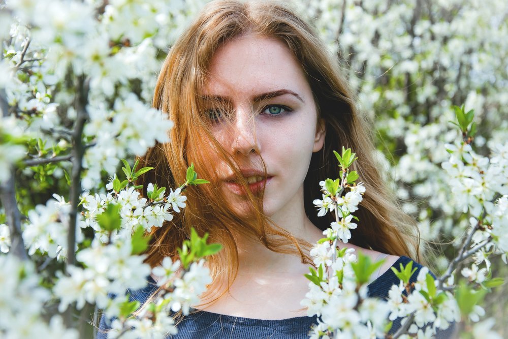 Девушка весна