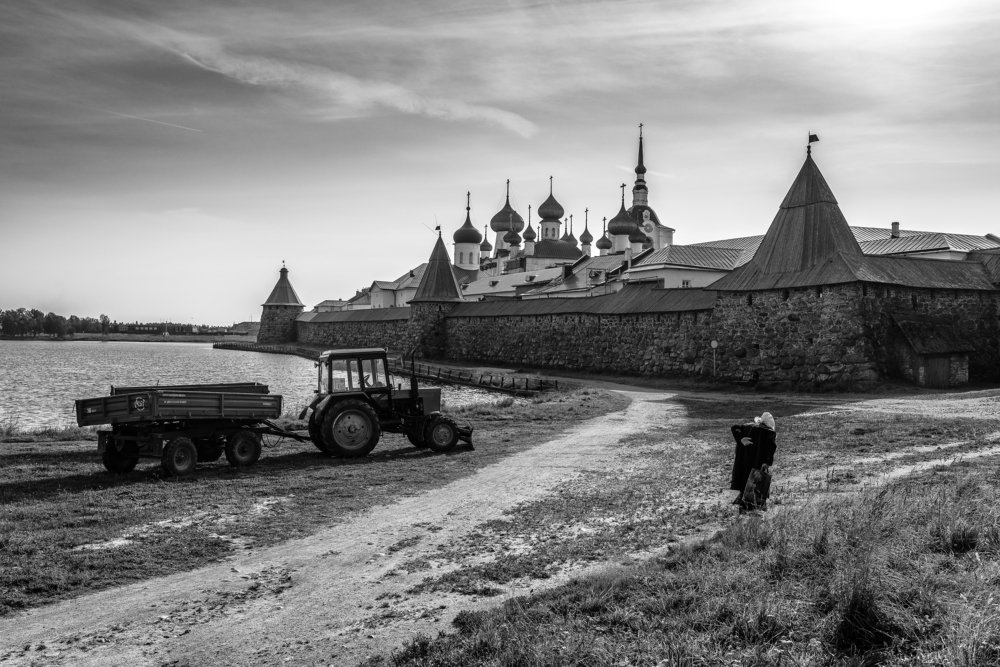 Дорога к храму.