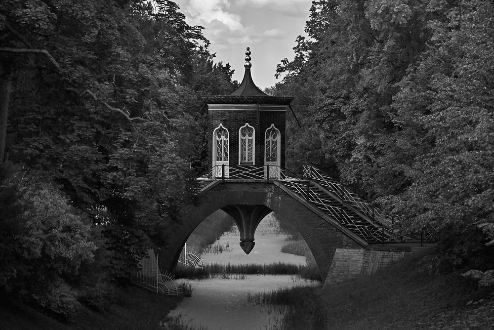 Крестовый мост