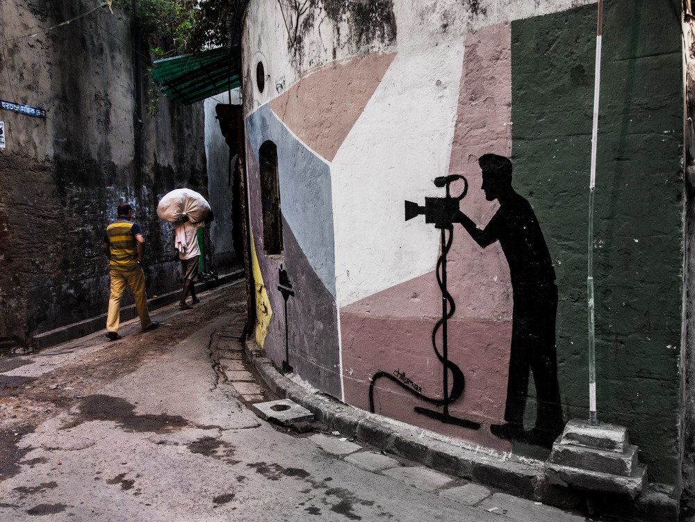 Shadowed highlighter