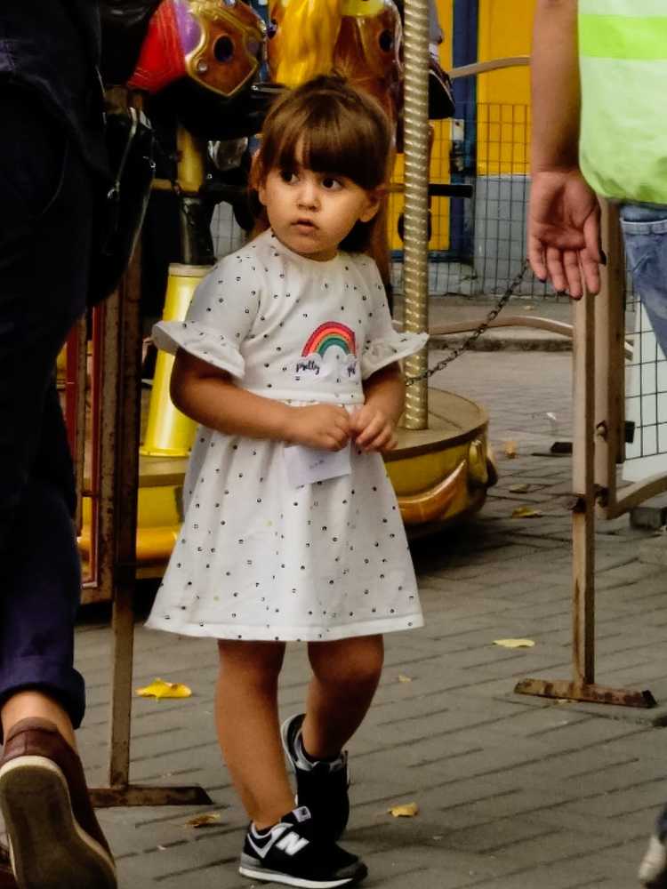 Где же мама с билетами на карусель?