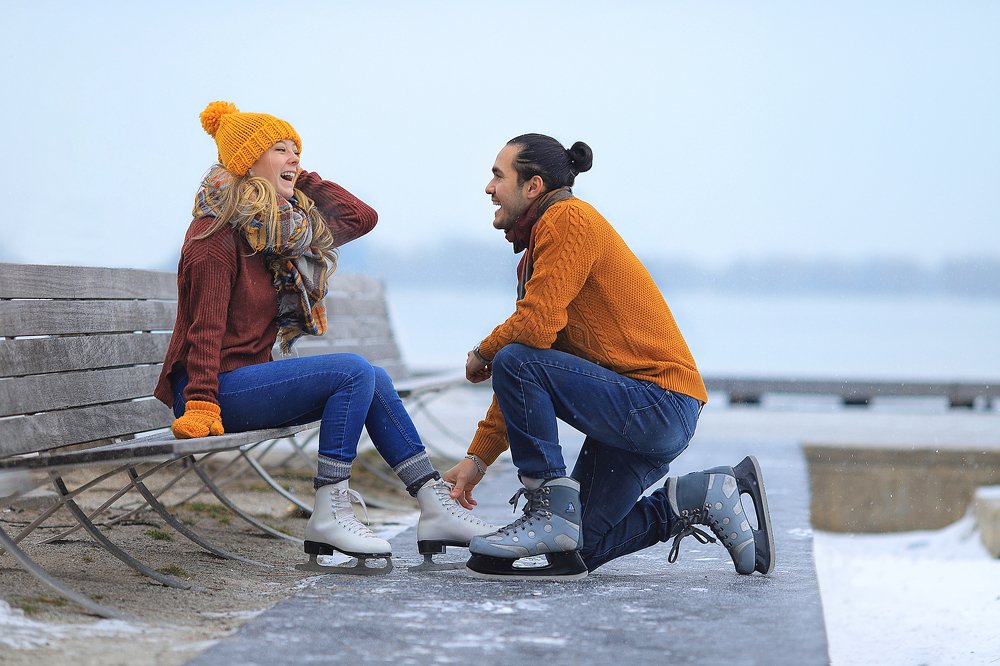 Date on the skating rink