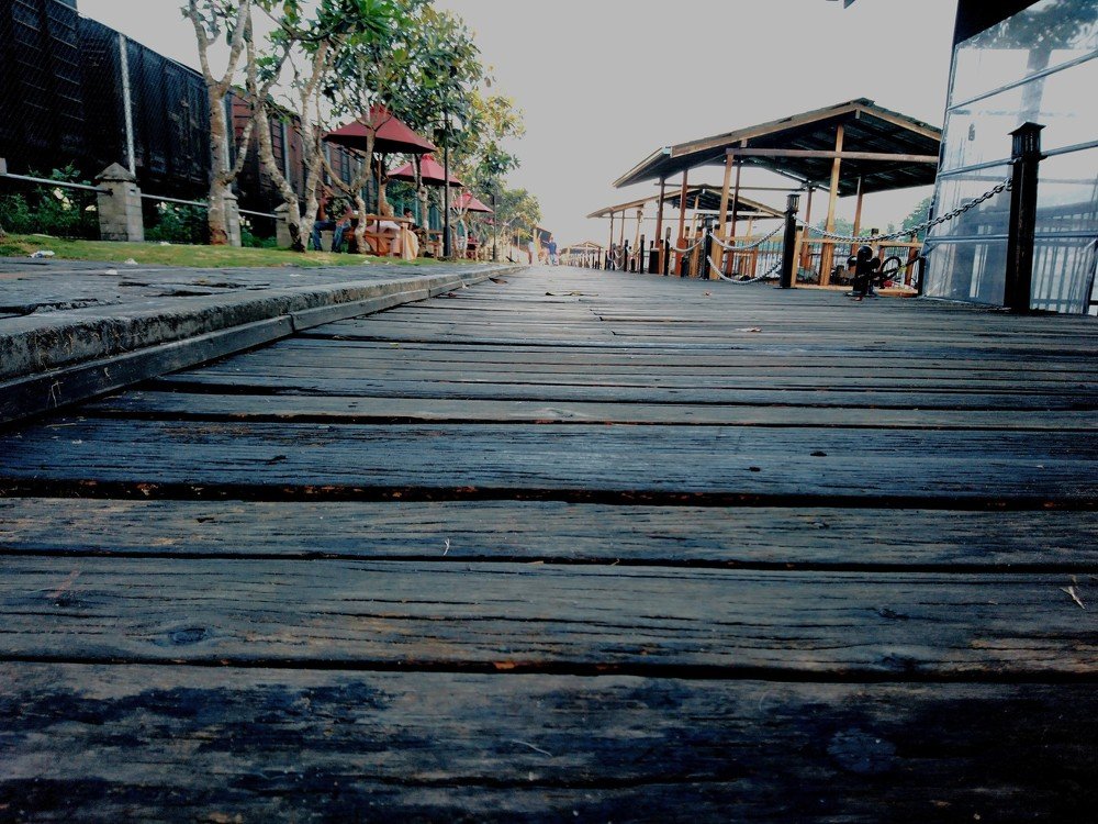 Morning @ Colombo for floating market
