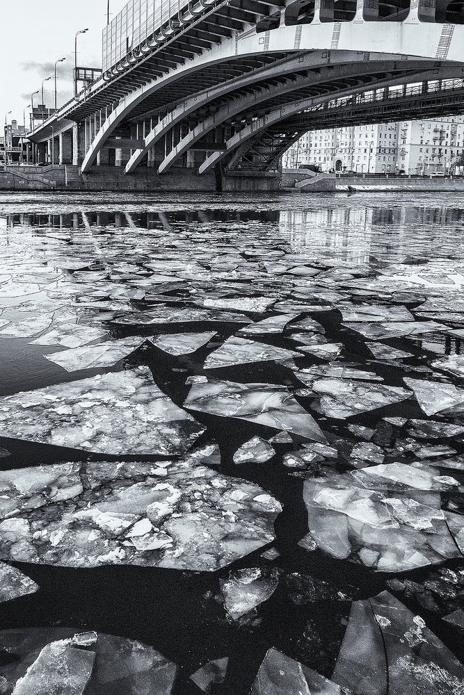 Moskva river ice