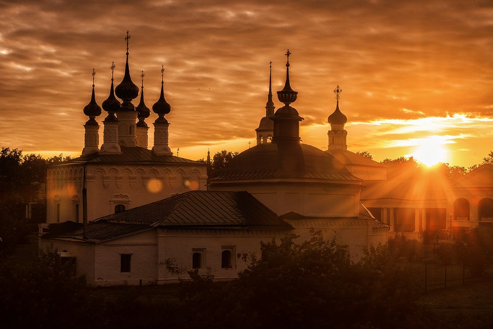 рассвет в Суздале