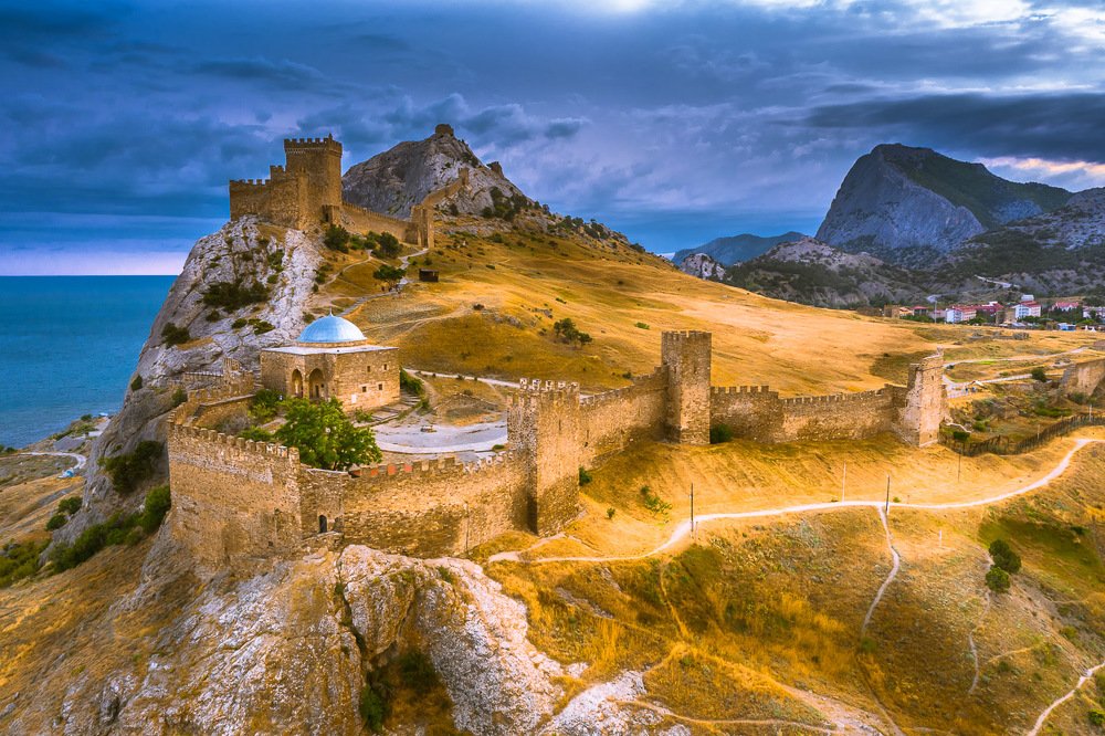 Генуэзская крепость