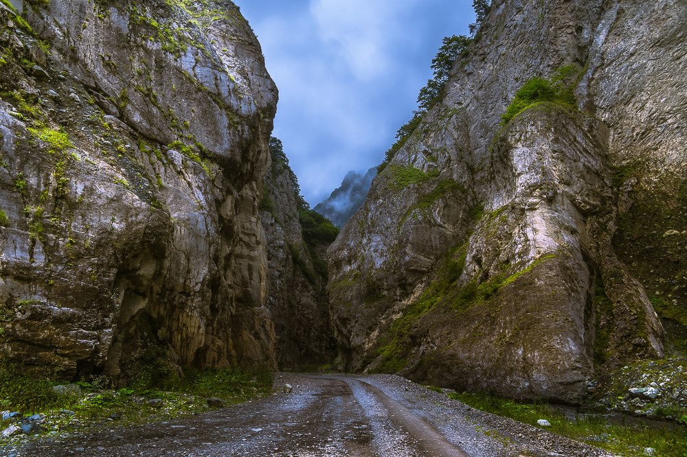 Кармадонское ущелье