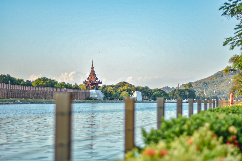 Photograph by Win Tun