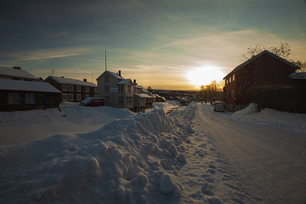 The last rays of the sun.