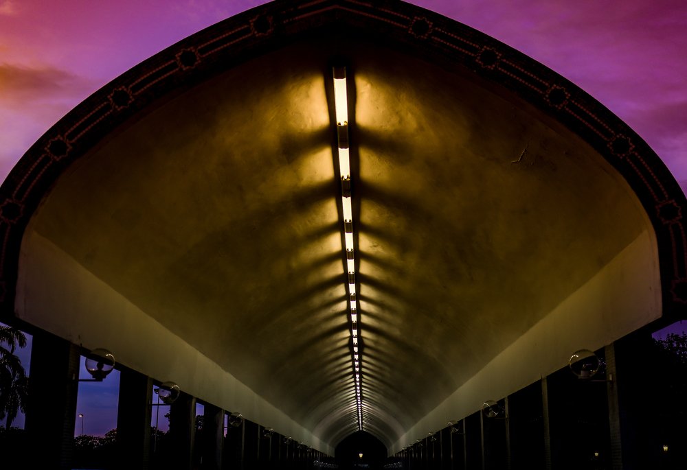 Photograph by Eduardo Bautista