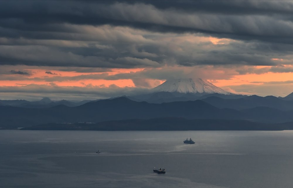 Очередной вечер на краю земли... The next evening on the edge of the earth...